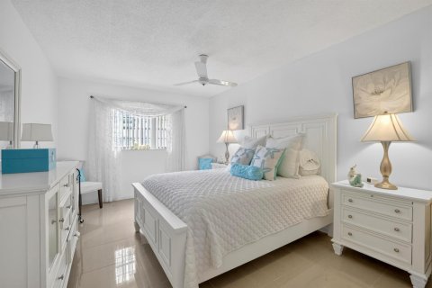 Condominio en venta en Margate, Florida, 1 dormitorio, 63.17 m2 № 2178788 - foto 12