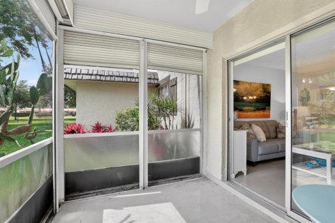 Condominio en venta en Margate, Florida, 1 dormitorio, 63.17 m2 № 2178788 - foto 8
