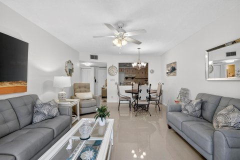 Condominio en venta en Margate, Florida, 1 dormitorio, 63.17 m2 № 2178788 - foto 6