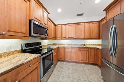 Copropriété à vendre à Apollo Beach, Floride: 4 chambres, 201.97 m2 № 2142361 - photo 17