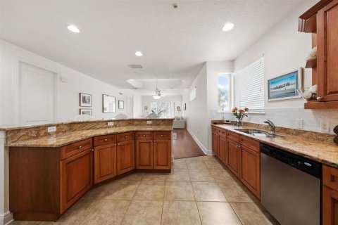 Copropriété à vendre à Apollo Beach, Floride: 4 chambres, 201.97 m2 № 2142361 - photo 16
