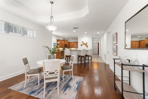 Copropriété à vendre à Apollo Beach, Floride: 4 chambres, 201.97 m2 № 2142361 - photo 9