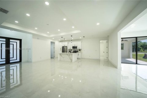 Купить виллу или дом в Лихай-Эйкерс, Флорида 4 спальни, 179.02м2, № 2051375 - фото 11