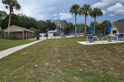 Condo in Clermont, Florida, 2 bedrooms № 2226312 - photo 26