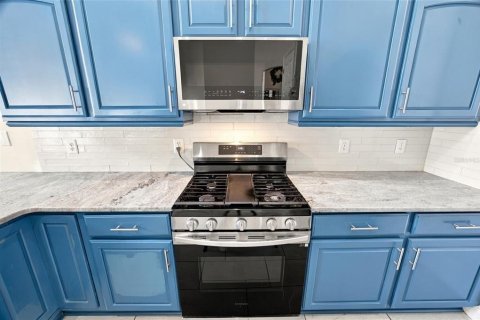 Villa ou maison à louer à Ocala, Floride: 3 chambres, 231.51 m2 № 2380393 - photo 21