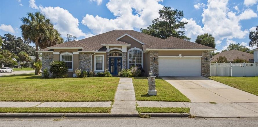 Villa ou maison à Ocala, Floride 3 chambres, 231.51 m2 № 2380393