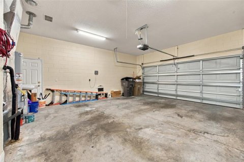 Villa ou maison à louer à Ocala, Floride: 3 chambres, 231.51 m2 № 2380393 - photo 24