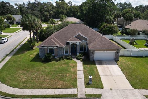 Villa ou maison à louer à Ocala, Floride: 3 chambres, 231.51 m2 № 2380393 - photo 5