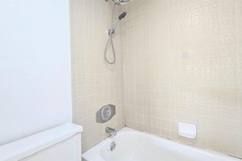Copropriété à vendre à Coconut Creek, Floride: 1 chambre, 69.21 m2 № 2254522 - photo 19