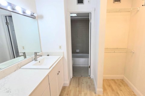 Copropriété à vendre à Coconut Creek, Floride: 1 chambre, 69.21 m2 № 2254522 - photo 18