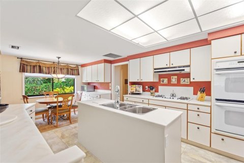 House in Winter Haven, Florida 4 bedrooms, 251.77 sq.m. № 1873332 - photo 30