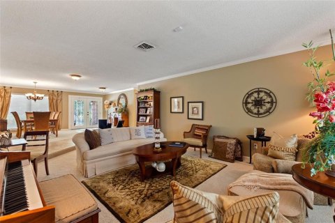 House in Winter Haven, Florida 4 bedrooms, 251.77 sq.m. № 1873332 - photo 25