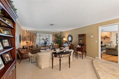 House in Winter Haven, Florida 4 bedrooms, 251.77 sq.m. № 1873332 - photo 22