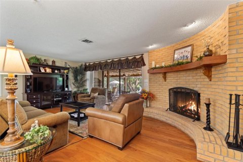 House in Winter Haven, Florida 4 bedrooms, 251.77 sq.m. № 1873332 - photo 27