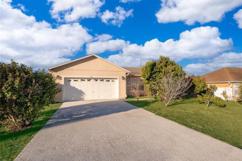 Casa en venta en Kissimmee, Florida, 3 dormitorios, 152.36 m2 № 2143100 - foto 2
