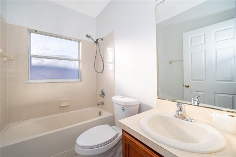 Casa en venta en Kissimmee, Florida, 3 dormitorios, 152.36 m2 № 2143100 - foto 20