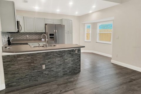 Casa en venta en Port Orange, Florida, 3 dormitorios, 141.77 m2 № 1546798 - foto 9