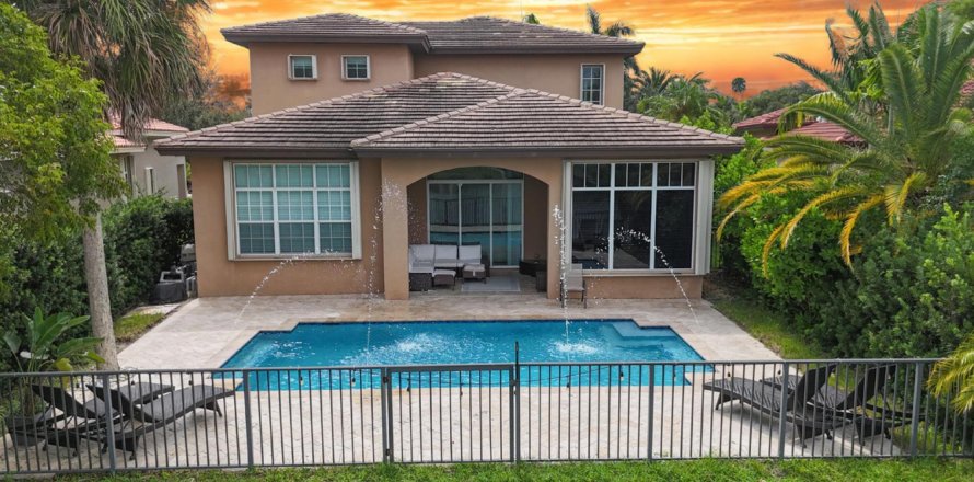 Villa ou maison à Parkland, Floride 4 chambres, 264.03 m2 № 2409229