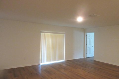 Villa ou maison à louer à Ocala, Floride: 4 chambres, 168.71 m2 № 2143673 - photo 5