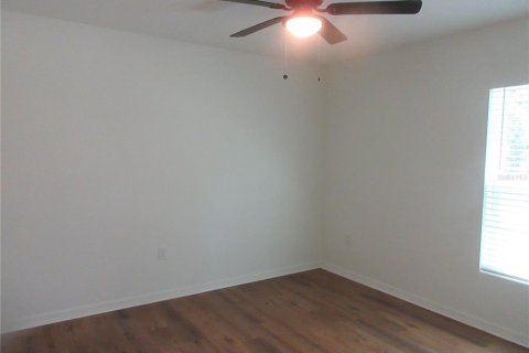 Villa ou maison à louer à Ocala, Floride: 4 chambres, 168.71 m2 № 2143673 - photo 10