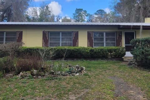 House in Gainesville, Florida 3 bedrooms, 111.48 sq.m. № 2111101