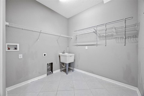 Casa en venta en Orlando, Florida, 4 dormitorios, 314.38 m2 № 1888499 - foto 26