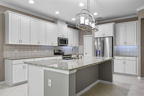 Casa en venta en Orlando, Florida, 4 dormitorios, 314.38 m2 № 1888499 - foto 10