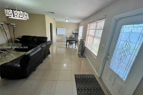 Commercial property in Miami Gardens, Florida 240.62 sq.m. № 1993972 - photo 22