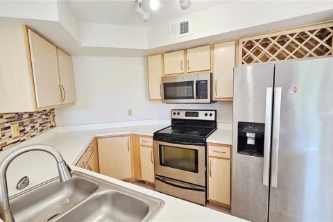 Copropriété à louer à Orlando, Floride: 1 chambre, 78.22 m2 № 2416294 - photo 8