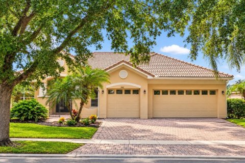 House in BELLALAGO in Kissimmee, Florida 3 bedrooms, 235.32 sq.m. № 2367184