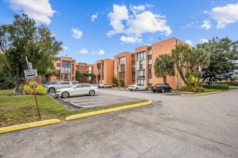 Condo in Miami, Florida, 2 bedrooms  № 1727360 - photo 26