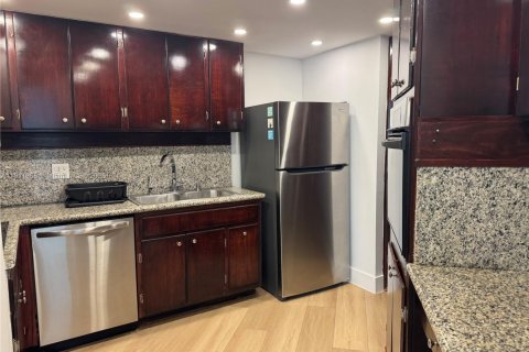 Copropriété à louer à Miami, Floride: 2 chambres, 91.97 m2 № 1969621 - photo 8