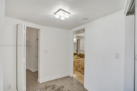 Copropriété à vendre à Aventura, Floride: 3 chambres, 170.94 m2 № 1696739 - photo 29