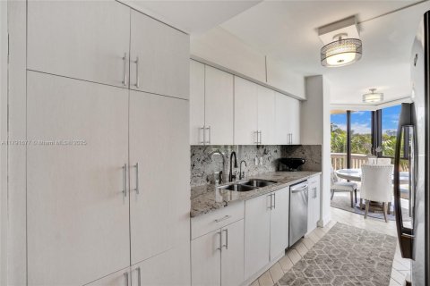 Copropriété à vendre à Aventura, Floride: 3 chambres, 170.94 m2 № 1696739 - photo 20