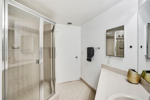 Copropriété à vendre à Aventura, Floride: 3 chambres, 170.94 m2 № 1696739 - photo 15