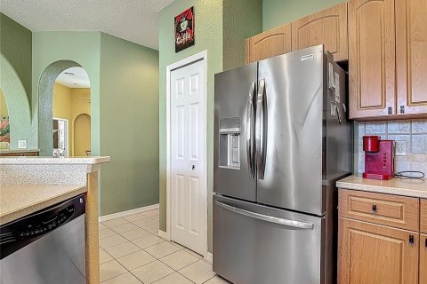 House in North Fort Myers, Florida 2 bedrooms, 184.69 sq.m. № 1680377 - photo 19