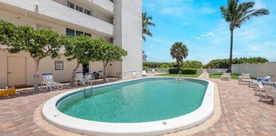 Condo in Riviera Beach, Florida, 1 bedroom  № 1096738