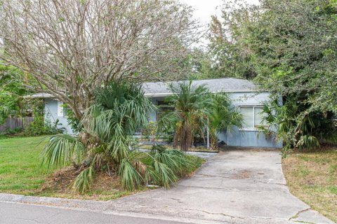 Casa en venta en Saint Petersburg, Florida, 3 dormitorios № 1956168 - foto 3