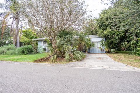 Casa en venta en Saint Petersburg, Florida, 3 dormitorios № 1956168 - foto 10