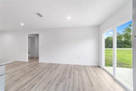 House in Citrus Springs, Florida 4 bedrooms, 159.33 sq.m. № 2430751 - photo 13