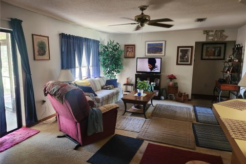 Casa en venta en Spring Hill, Florida, 3 dormitorios, 124.49 m2 № 2383358 - foto 3