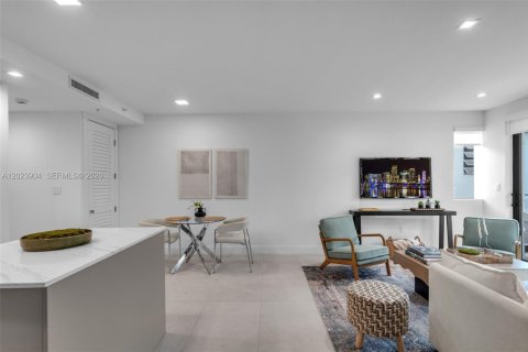 Adosado en alquiler en Miami, Florida, 3 dormitorios, 233.46 m2 № 2077369 - foto 6