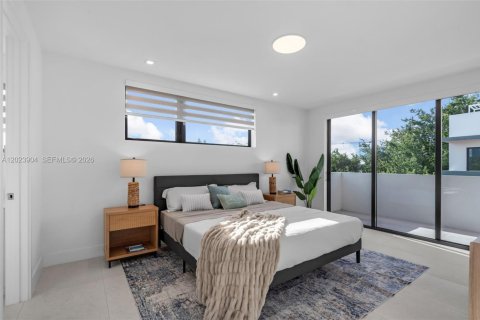 Adosado en alquiler en Miami, Florida, 3 dormitorios, 233.46 m2 № 2077369 - foto 18