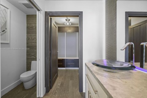 Copropriété à vendre à Miami, Floride: 2 chambres, 147.53 m2 № 1967968 - photo 17