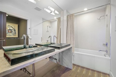 Copropriété à vendre à Miami, Floride: 2 chambres, 147.53 m2 № 1967968 - photo 20