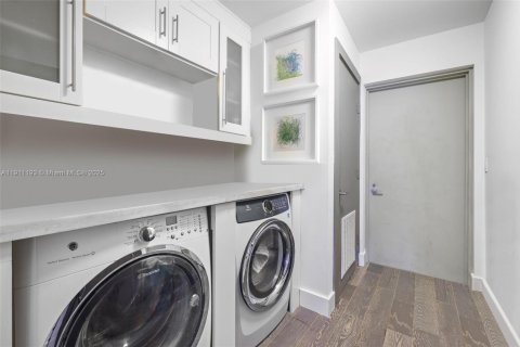 Copropriété à vendre à Miami, Floride: 2 chambres, 147.53 m2 № 1967968 - photo 21