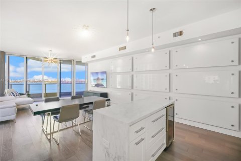 Copropriété à vendre à Miami, Floride: 2 chambres, 147.53 m2 № 1967968 - photo 3