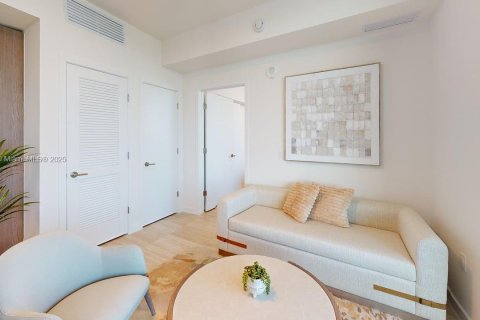 Condo in Miami Beach, Florida, 2 bedrooms  № 2022630 - photo 8