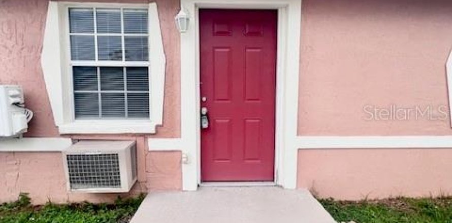Apartamento en Lake Wales, Florida 2 dormitorios, 231.88 m2 № 1911621
