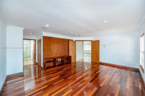 Casa en alquiler en Doral, Florida, 4 dormitorios, 210.7 m2 № 1825886 - foto 13